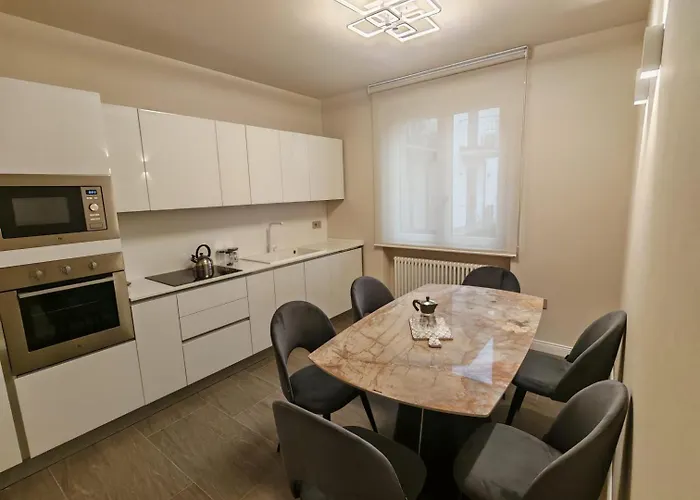 Il Giardino Delle Ninfe アパートホテル トゥオーロ・スル・トラジメーノ