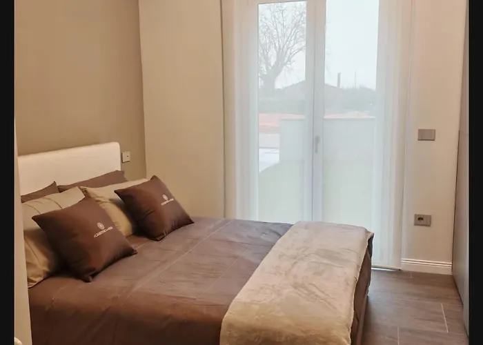 Il Giardino Delle Ninfe アパートホテル トゥオーロ・スル・トラジメーノ